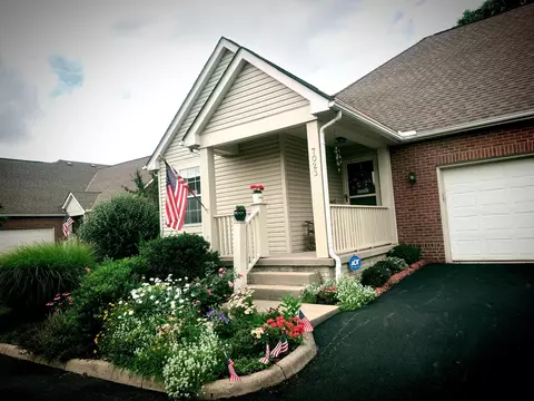 7023 Greensview Village Dr, Canal Winchester, OH 43110