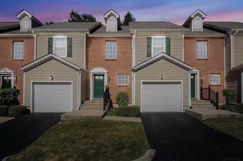 8343 Bruntsfield Rd, Columbus, OH 43235