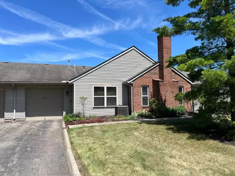 6372 Lowridge Dr #6, Canal Winchester, OH 43110
