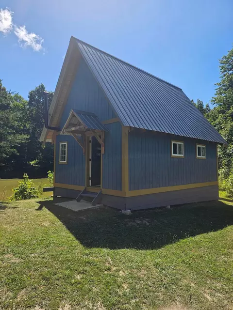 Exterior - 31660 Molehan Rd, Vinton, OH 45686 photo 1 of 5