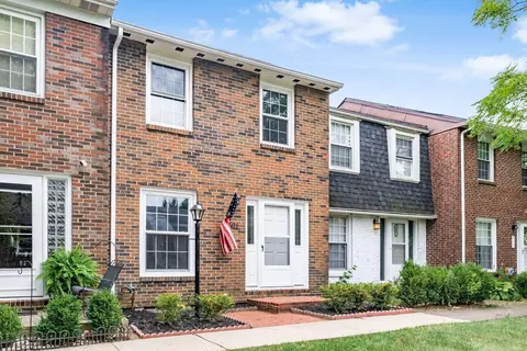 601 Simbury St #C-3, Columbus, OH 43228