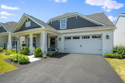 6348 Thomas Jeffrey Ln, New Albany, OH 43054