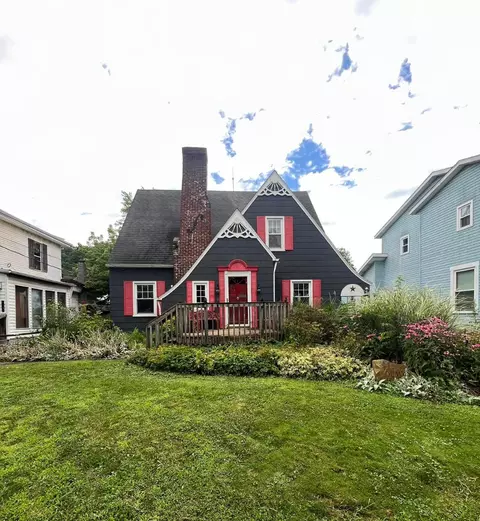 18646 Laurel St, Laurelville, OH 43135