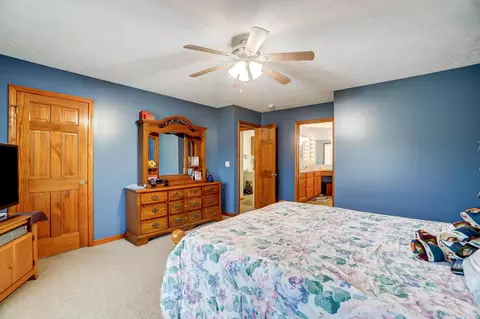 Bedroom - 429 Reeder Rd, Blanchester, OH 45107 photo 3 of 5