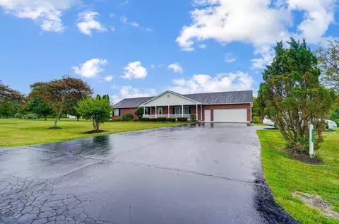 Exterior - 429 Reeder Rd, Blanchester, OH 45107 photo 2 of 16