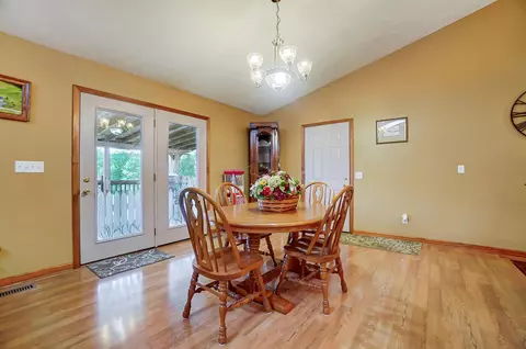 Dining - 429 Reeder Rd, Blanchester, OH 45107 photo 1 of 5