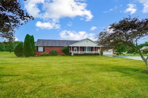 429 Reeder Rd, Blanchester, OH 45107