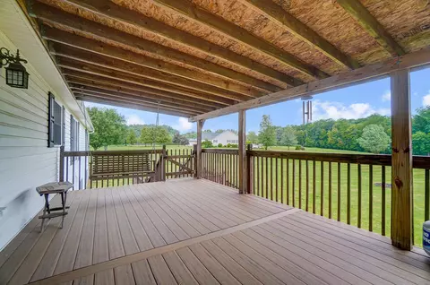 Exterior - 429 Reeder Rd, Blanchester, OH 45107 photo 9 of 16