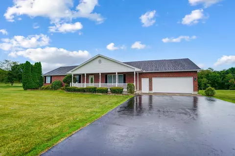 Exterior - 429 Reeder Rd, Blanchester, OH 45107 photo 4 of 16
