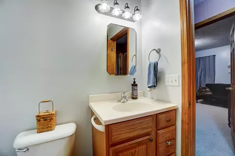 Bath - 429 Reeder Rd, Blanchester, OH 45107 photo 6 of 6
