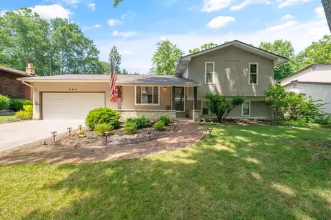 860 Middlebury Dr S, Worthington, OH 43085