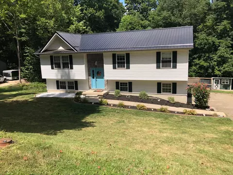 5995 Hillandale Dr, Nashport, OH 43830
