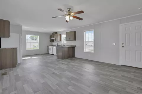 12 Winter Pine Dr, Delaware, OH 43015 photo 9