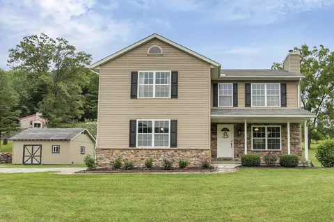 2941 Opossum Hollow Rd, Newark, OH 43055