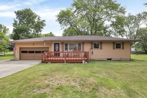756 Radian Dr, Heath, OH 43056