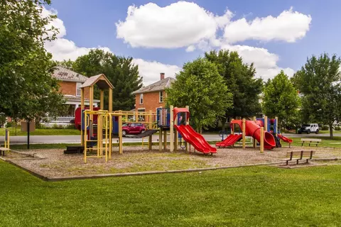 323-325 E Monroe St, Baltimore, OH 43105 photo 28