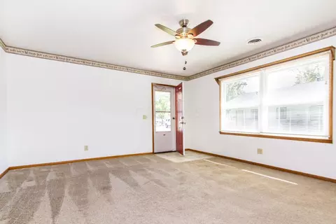 323-325 E Monroe St, Baltimore, OH 43105 photo 8