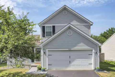 2284 Breeze Hill Dr, Grove City, OH 43123
