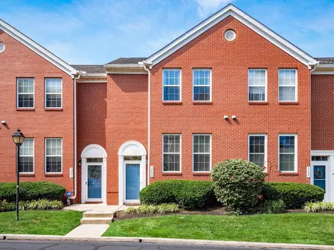 3005 Sunset Dr #F, Columbus, OH 43202