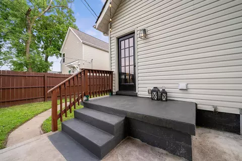 Exterior - 630 E 4th Ave, Columbus, OH 43201 photo 12 of 29