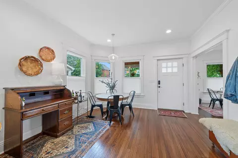 Entry Way - 630 E 4th Ave, Columbus, OH 43201 photo 3 of 10