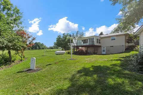 27744 Jackson Rd, Circleville, OH 43113 photo 9