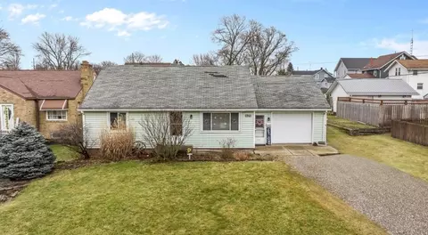 1620 Parkway Blvd, Alliance, OH 44601
