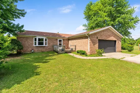 4120 Sintz Rd, Springfield, OH 45504