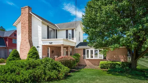 521 E Main St #588, Hebron, OH 43025