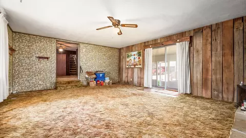 Living - 521 E Main St #588, Hebron, OH 43025 photo 4 of 5