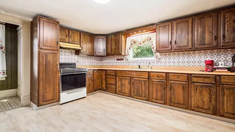 Kitchen - 521 E Main St #588, Hebron, OH 43025 photo 1 of 2