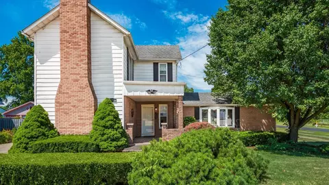 Exterior - 521 E Main St #588, Hebron, OH 43025 photo 3 of 13