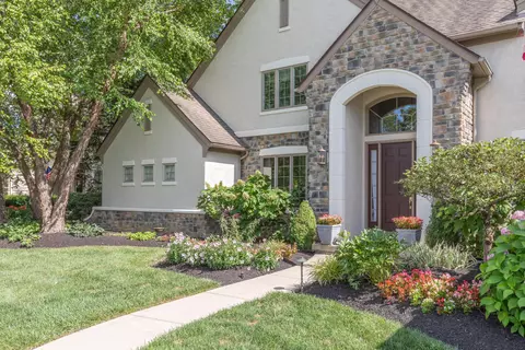 Exterior - 4217 Penrith Ct, Dublin, OH 43016 photo 4 of 11