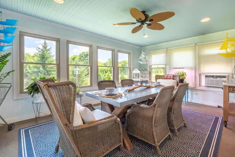 Dining - 4217 Penrith Ct, Dublin, OH 43016 photo 5 of 5