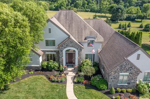 View/Area - 4217 Penrith Ct, Dublin, OH 43016 photo 1 of 7