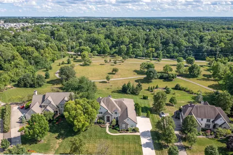 View/Area - 4217 Penrith Ct, Dublin, OH 43016 photo 6 of 7