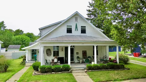 195 N Oak St, London, OH 43140