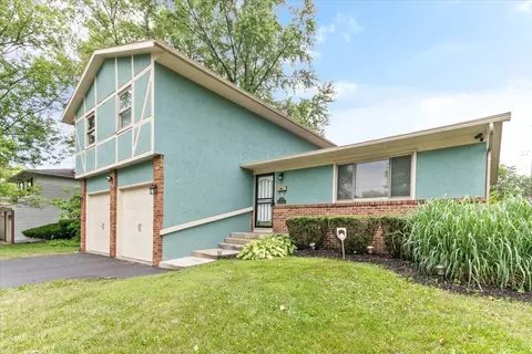 2247 Maplewood Dr, Columbus, OH 43229