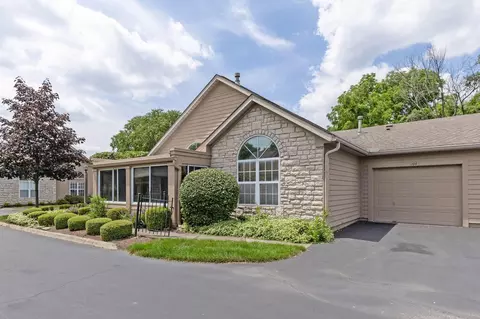 104 Canterbrick Dr, Westerville, OH 43082