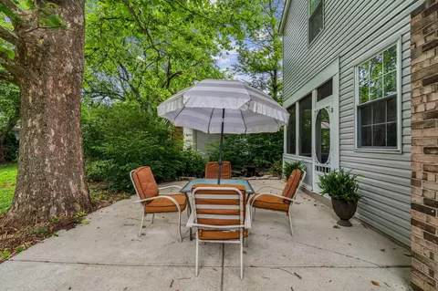 Exterior - 5515 Glasgow Pl, Columbus, OH 43235 photo 9 of 14