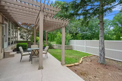 Exterior - 8625 Libra Rd, Dublin, OH 43016 photo 6 of 8