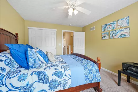 Bedroom - 8625 Libra Rd, Dublin, OH 43016 photo 4 of 5