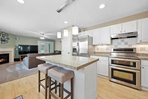 Kitchen - 8625 Libra Rd, Dublin, OH 43016 photo 2 of 4
