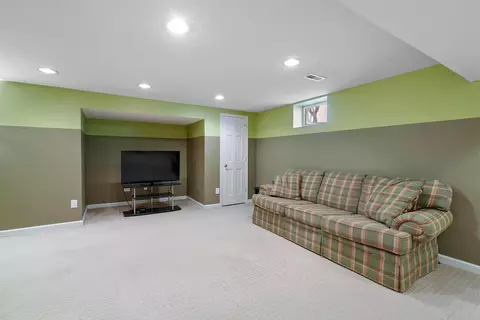 Living - 8625 Libra Rd, Dublin, OH 43016 photo 3 of 3