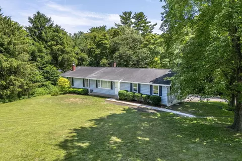 421 S Columbus St, Somerset, OH 43783