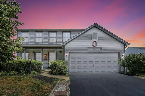 521 Richwood Dr, Pataskala, OH 43062