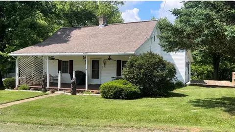 65 Sand Ridge Rd, Zanesville, OH 43701