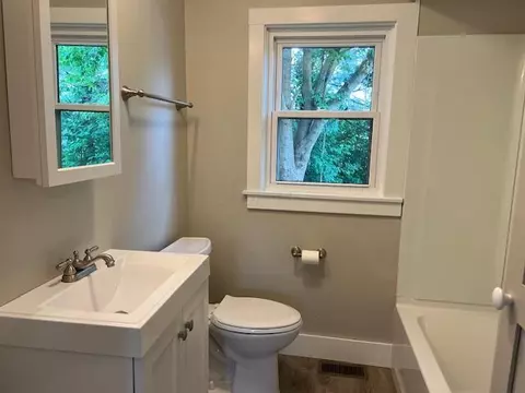 332 Spring St, Utica, OH 43080 photo 8