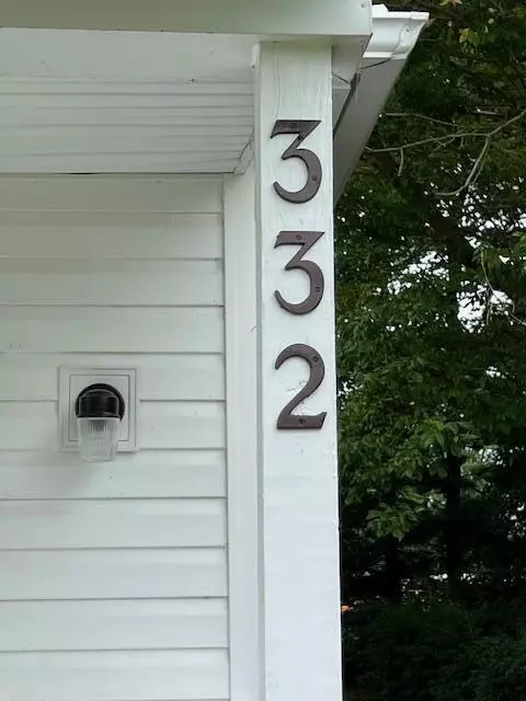 332 Spring St, Utica, OH 43080 photo 4