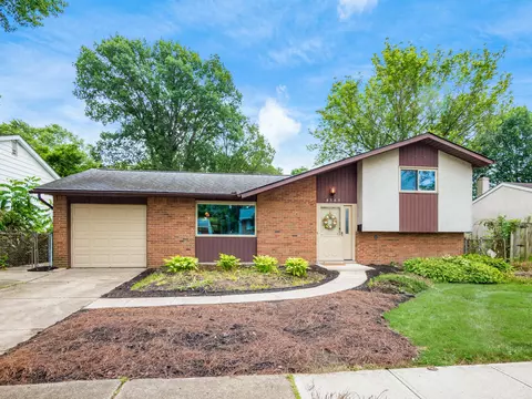 4949 Comstock Dr, Columbus, OH 43232